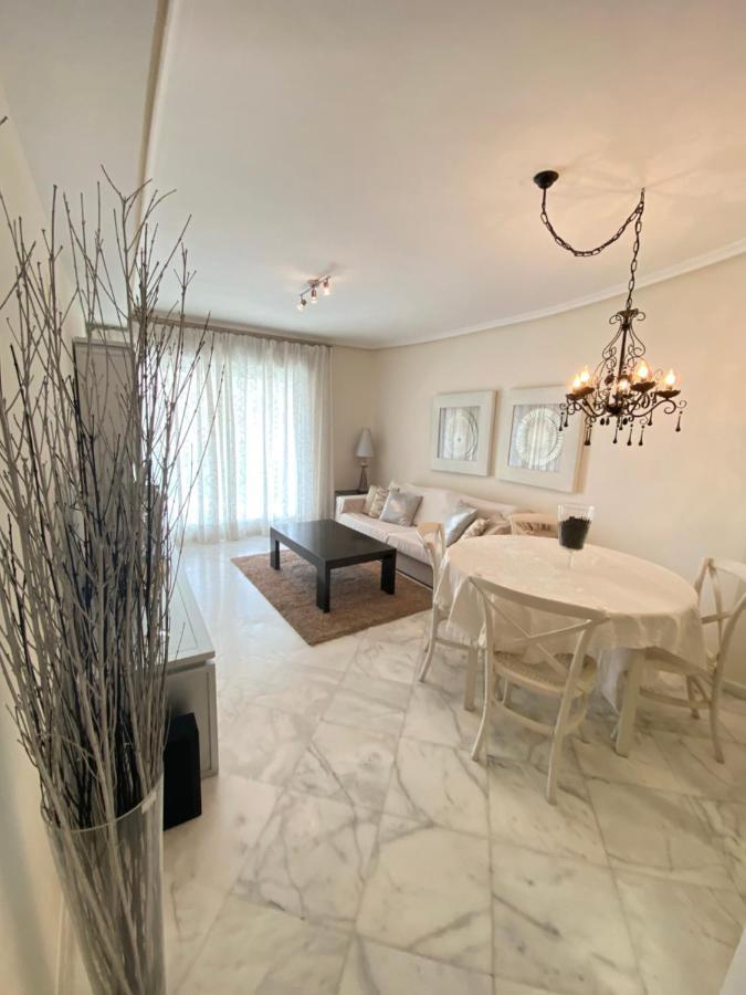 Elegant 2-Bedroom Apartment In Benidorm With Private Pool And Scenic Garden Views La Cala de Finestra Extérieur photo