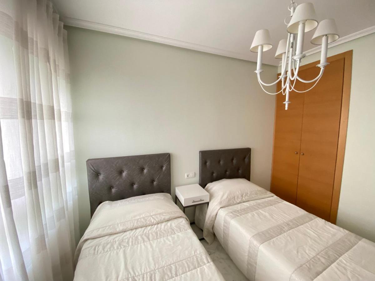 Elegant 2-Bedroom Apartment In Benidorm With Private Pool And Scenic Garden Views La Cala de Finestra Extérieur photo
